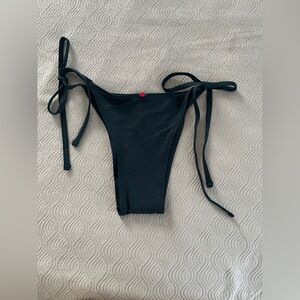 Frankie’s Bikinis Classic Black Tie-Side Bikini Bottom size X large